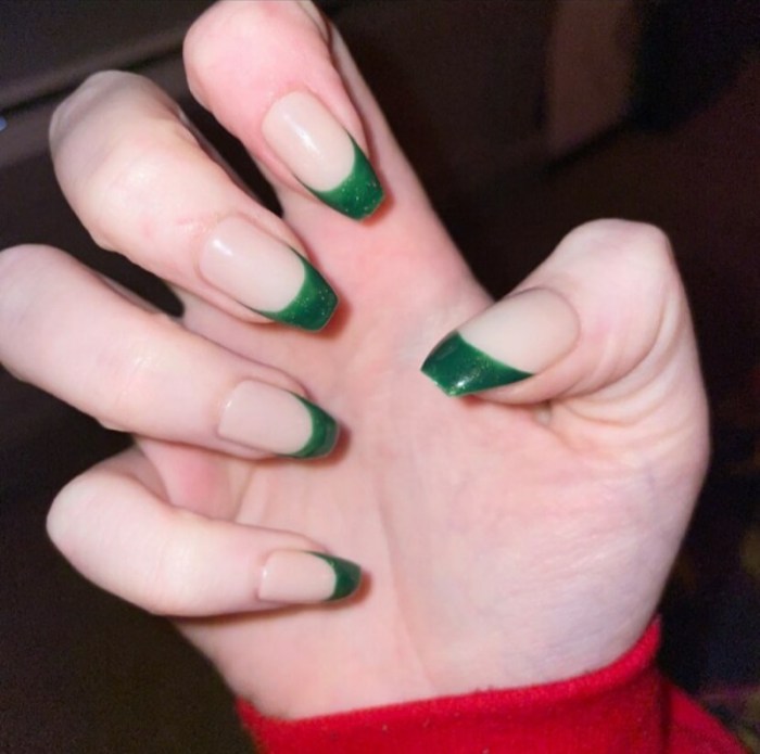 How to Choose Nail Tips for French Manicures