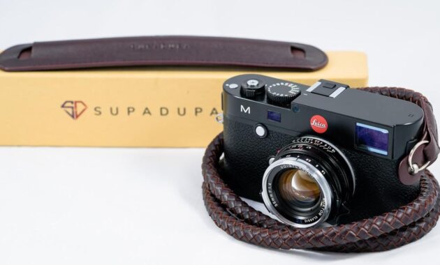 Leather Camera Straps That Appeal to Photography Enthusiasts