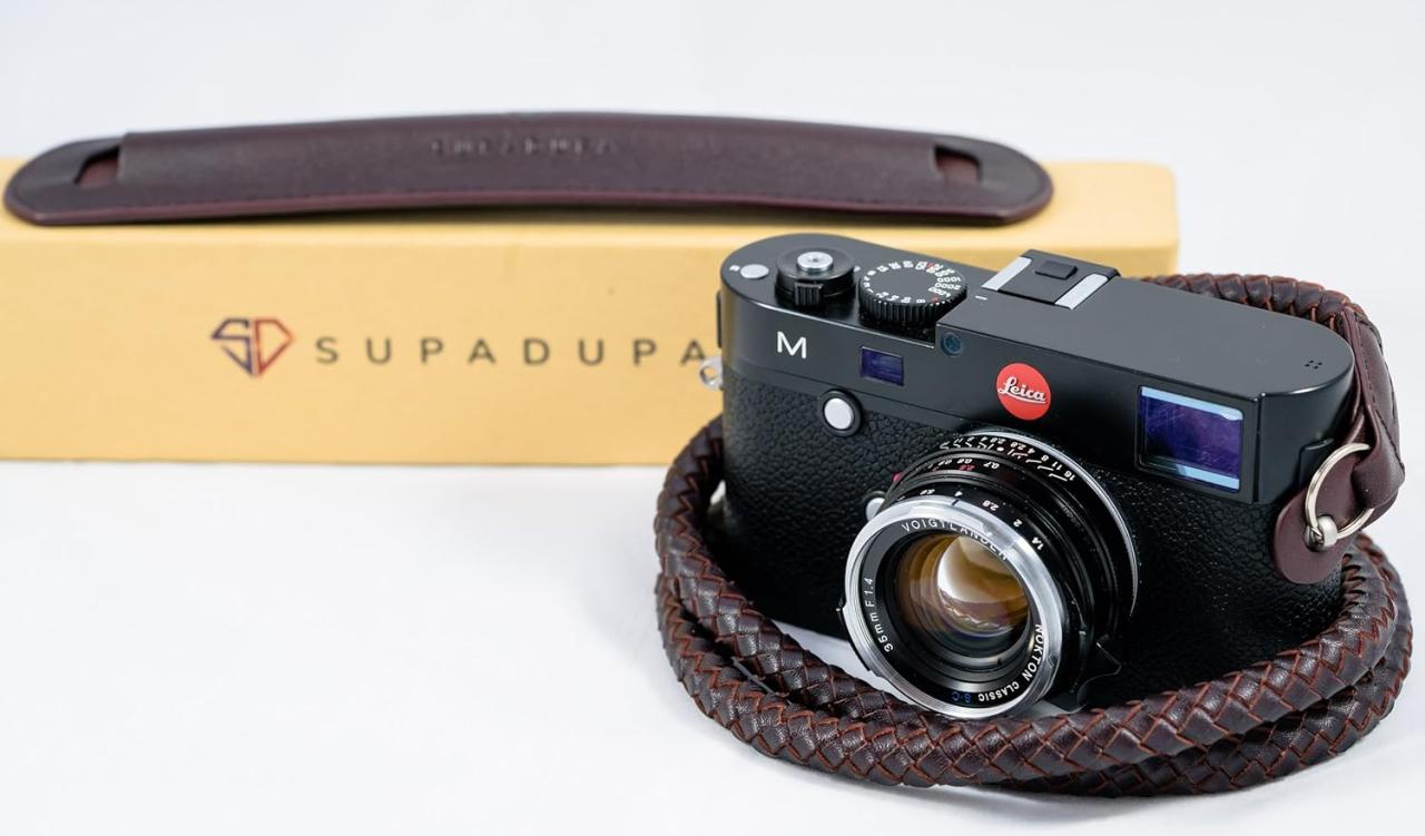 Leather Camera Straps That Appeal to Photography Enthusiasts