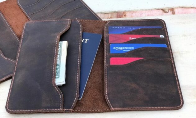 Leather Passport Holders Buyers Love to Travel With